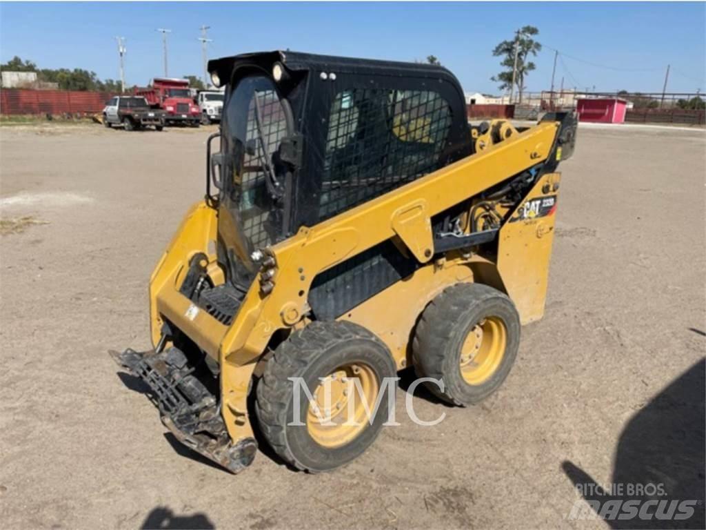 CAT 232D Skid steer mini nakladalci