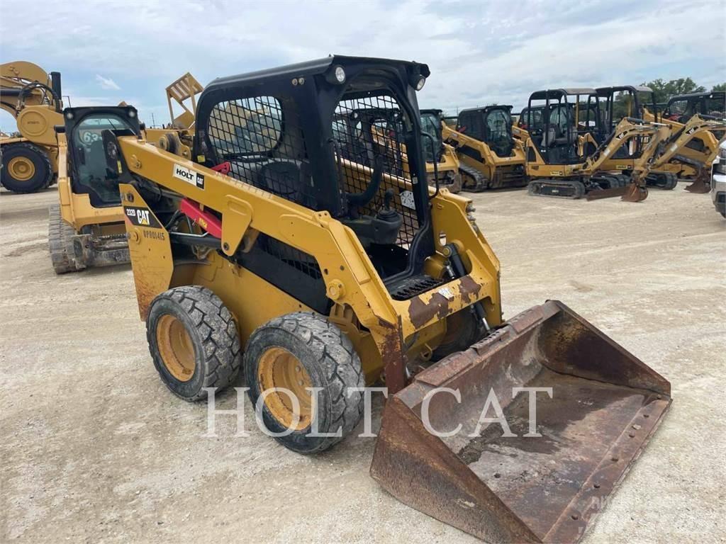 CAT 232D Skid steer mini nakladalci
