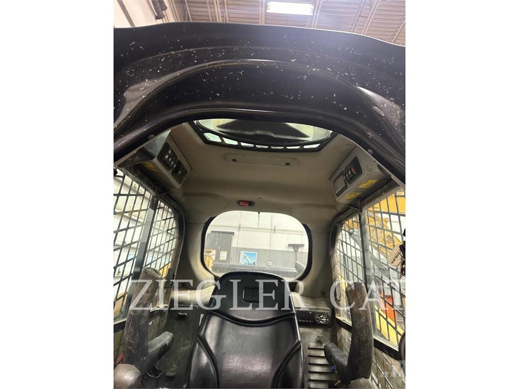 CAT 232D Skid steer mini nakladalci