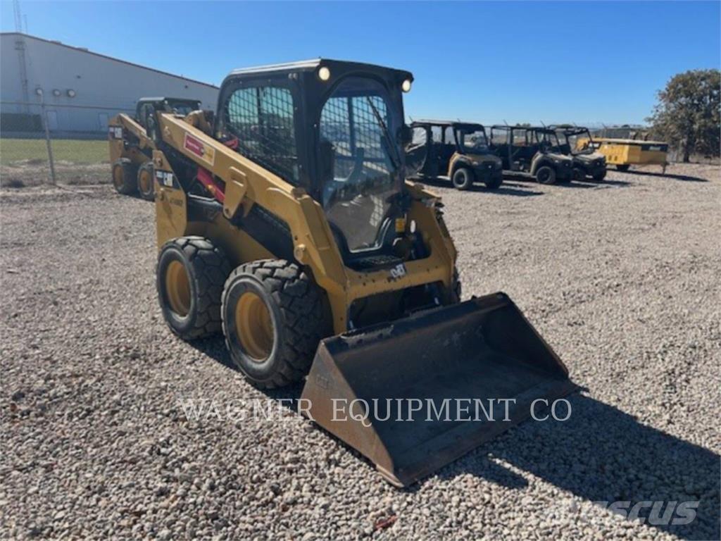 CAT 232D Skid steer mini nakladalci