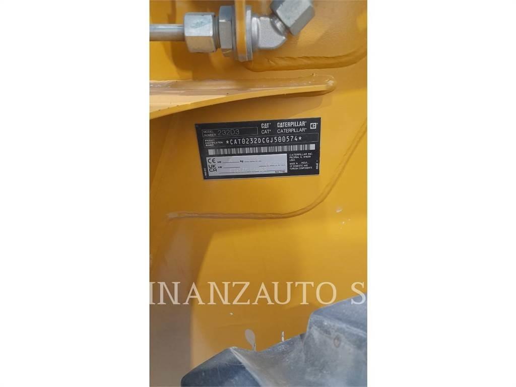 CAT 232D3 Skid steer mini nakladalci