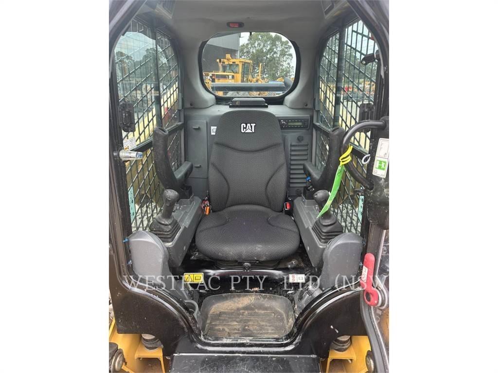 CAT 232D3LRC Skid steer mini nakladalci