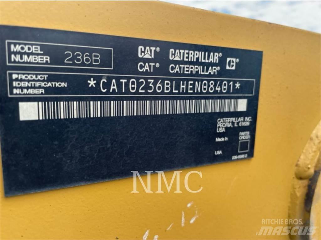 CAT 236B Skid steer mini nakladalci
