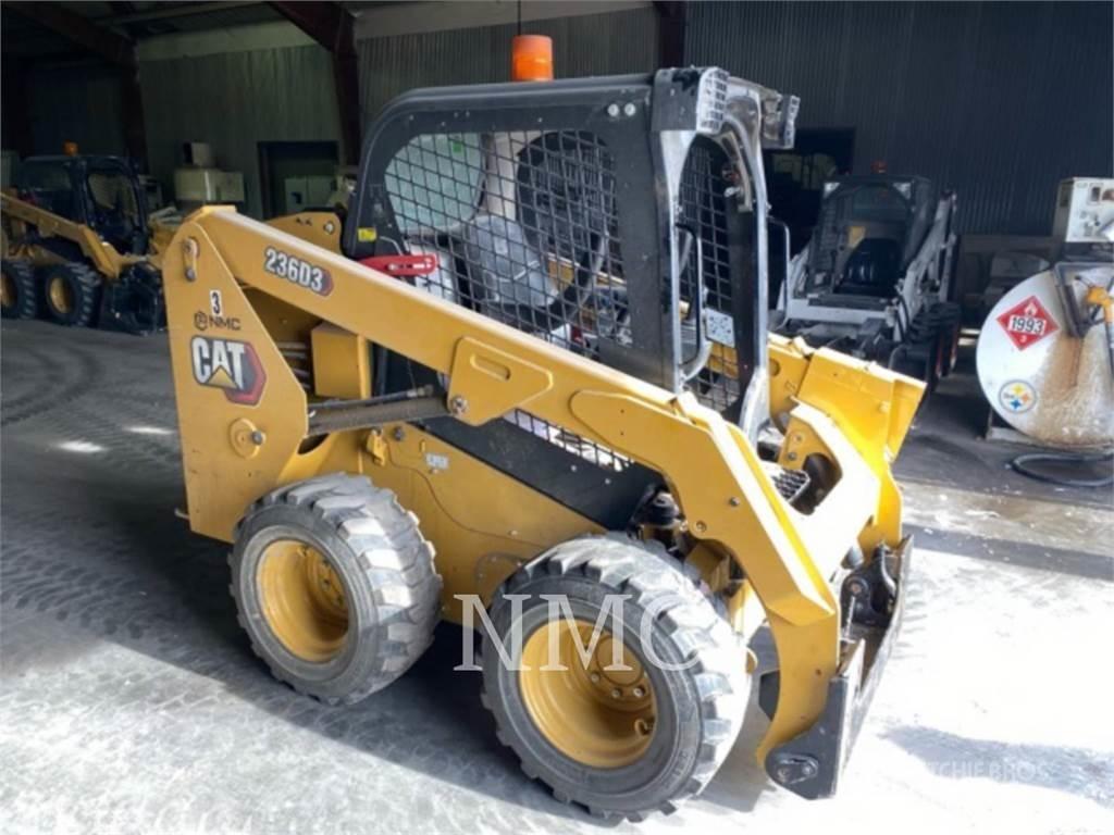 CAT 236D Skid steer mini nakladalci