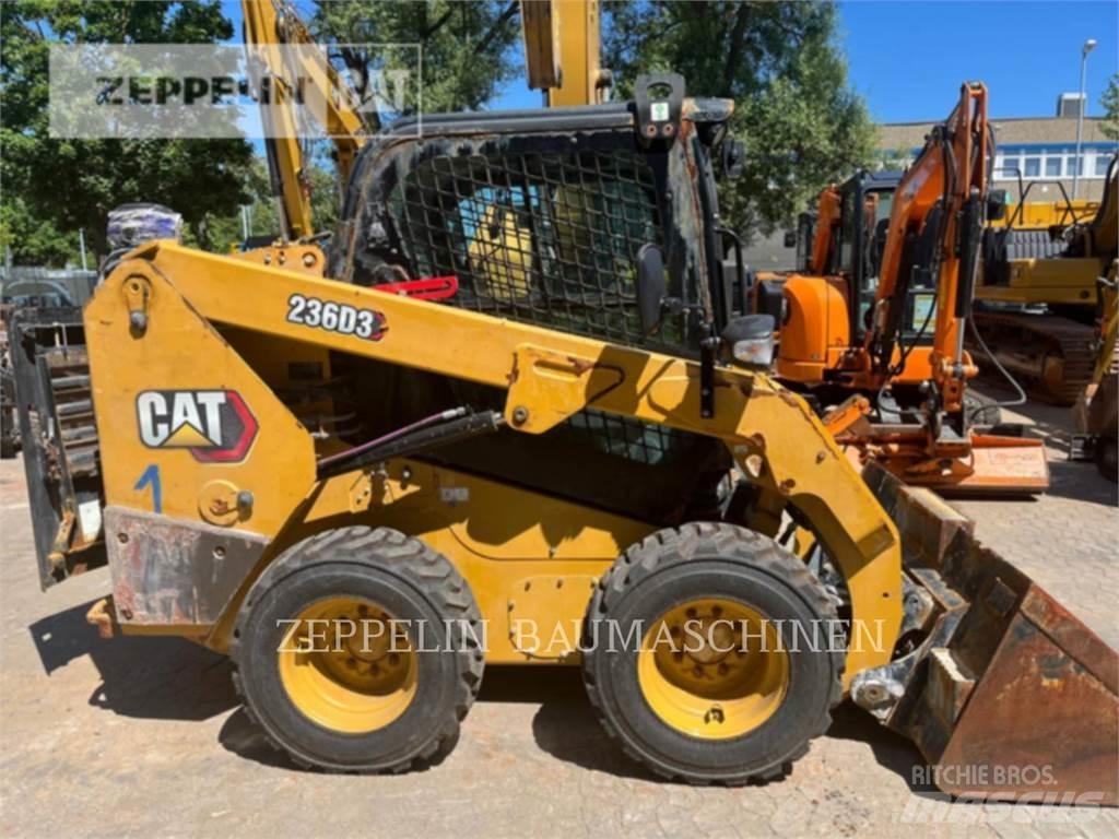 CAT 236D Skid steer mini nakladalci