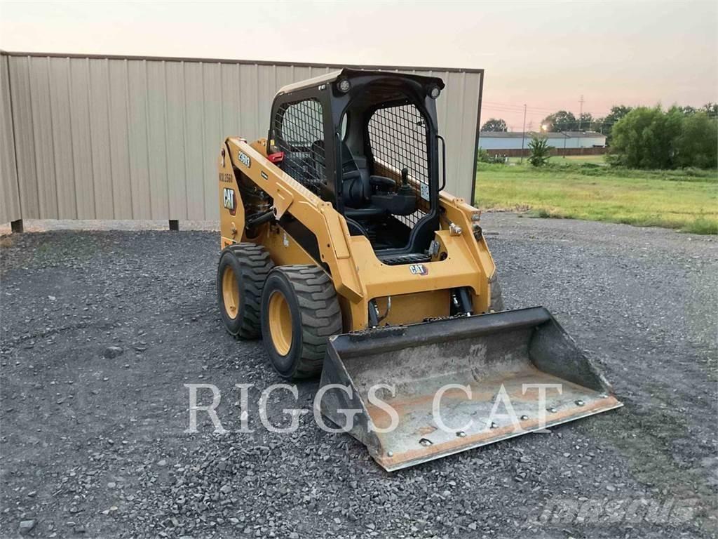 CAT 236D Skid steer mini nakladalci
