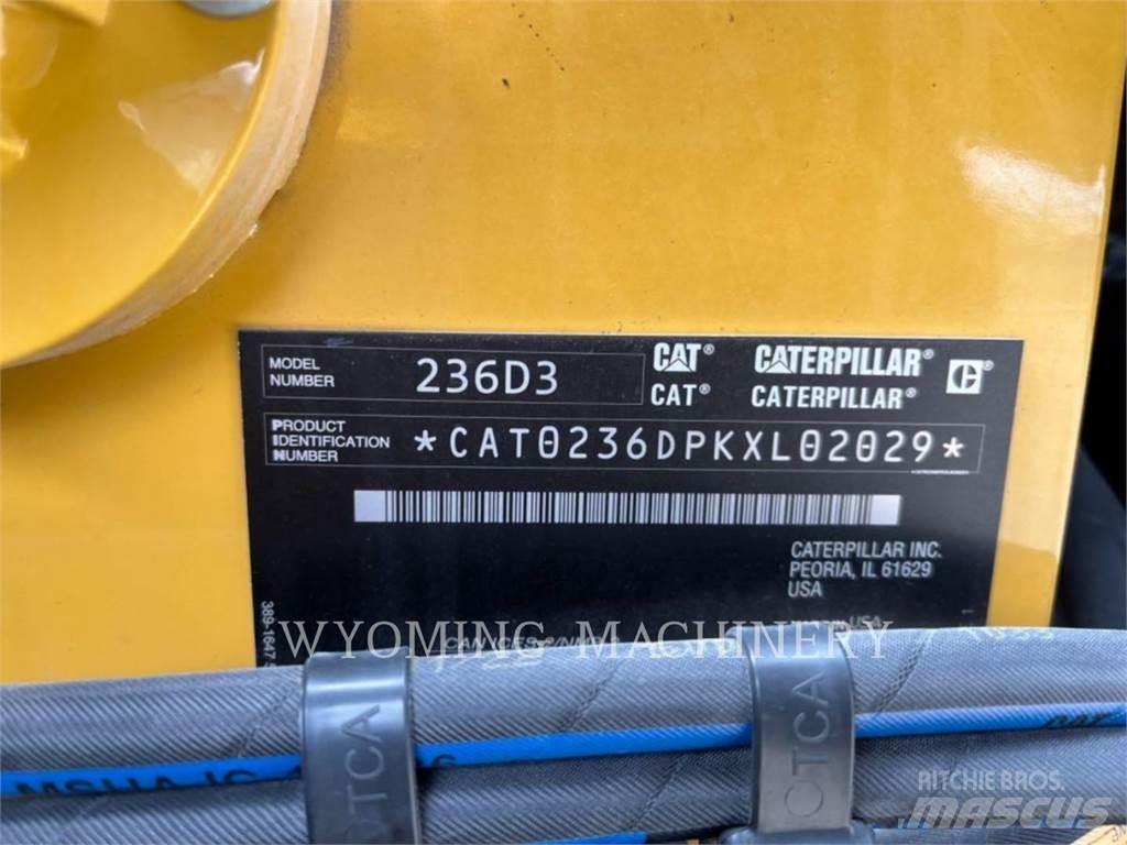 CAT 236D3 Skid steer mini nakladalci