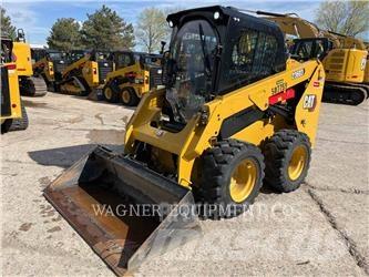 CAT 236D3 Skid steer mini nakladalci