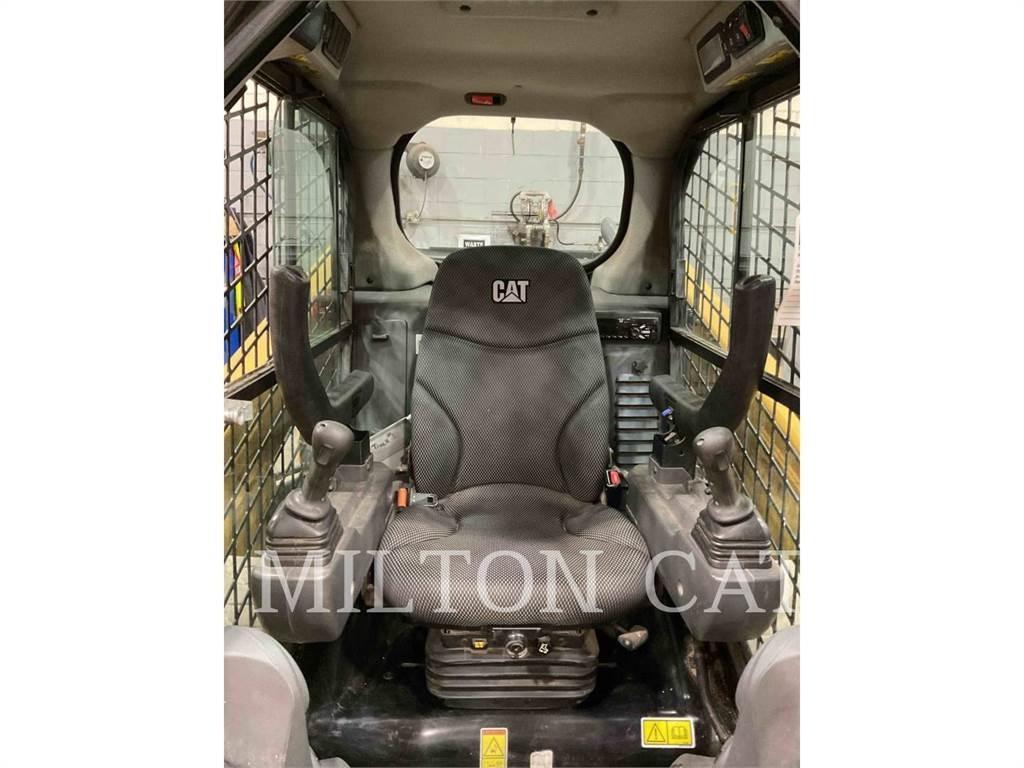 CAT 236D3 Skid steer mini nakladalci