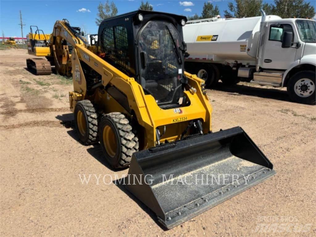 CAT 236D3 Skid steer mini nakladalci