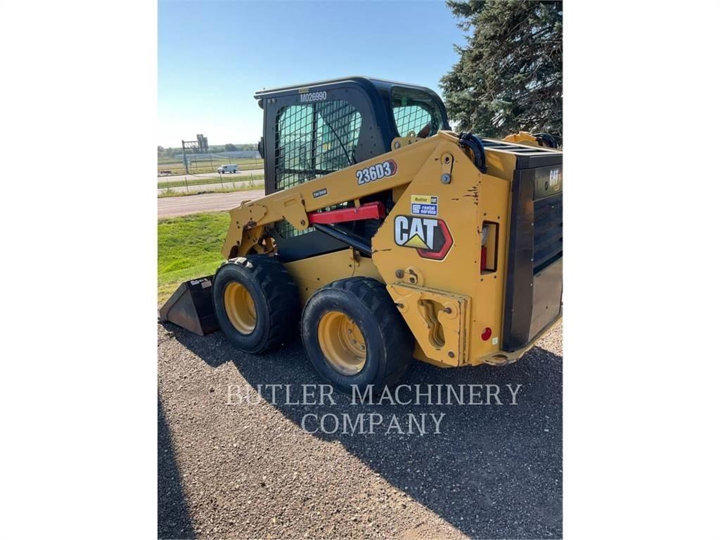 CAT 236D3 Skid steer mini nakladalci