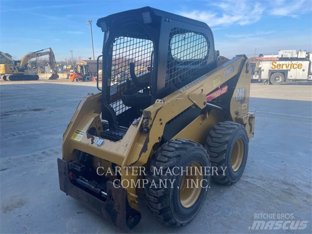 CAT 236D3 Skid steer mini nakladalci