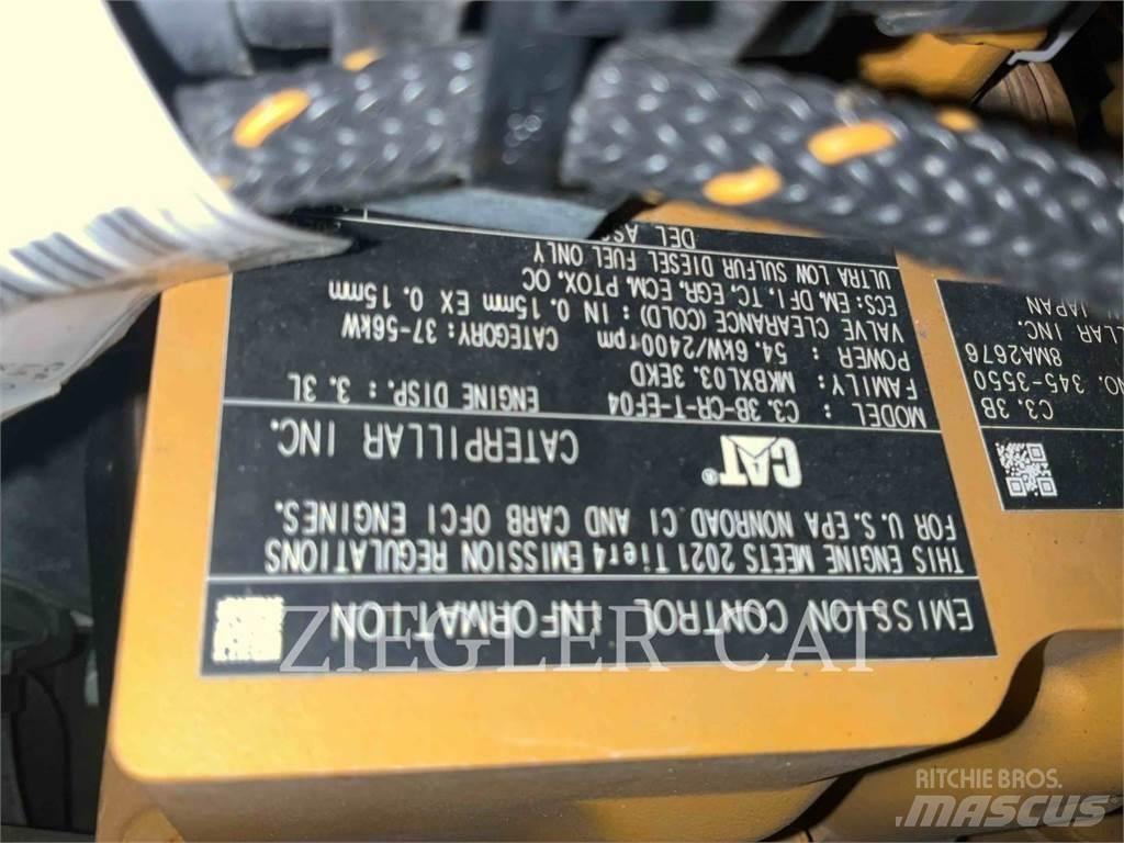 CAT 236D3 Skid steer mini nakladalci