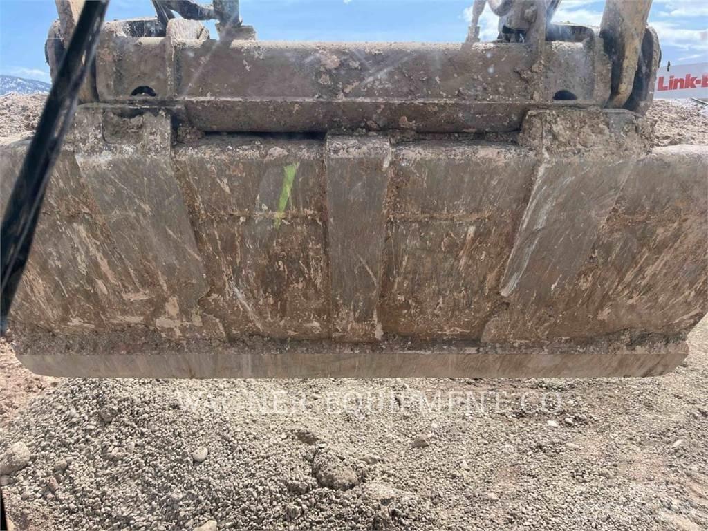 CAT 236D3 Skid steer mini nakladalci