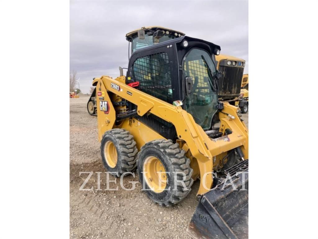 CAT 236D3 Skid steer mini nakladalci
