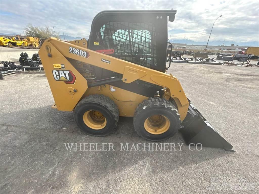 CAT 236D3 C3H2 Skid steer mini nakladalci
