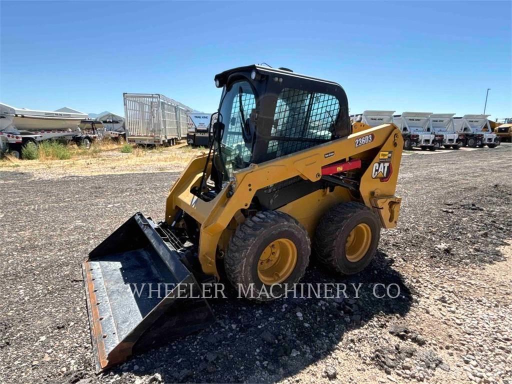CAT 236D3 C3H2 Skid steer mini nakladalci