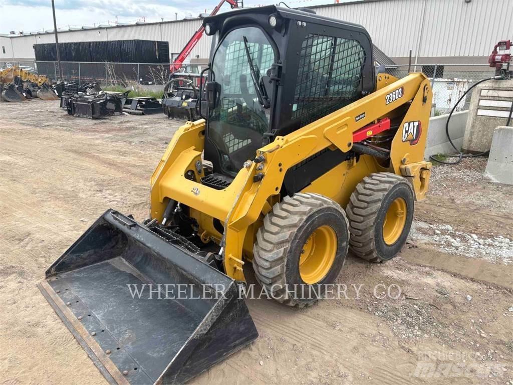 CAT 236D3 C3H2 Skid steer mini nakladalci