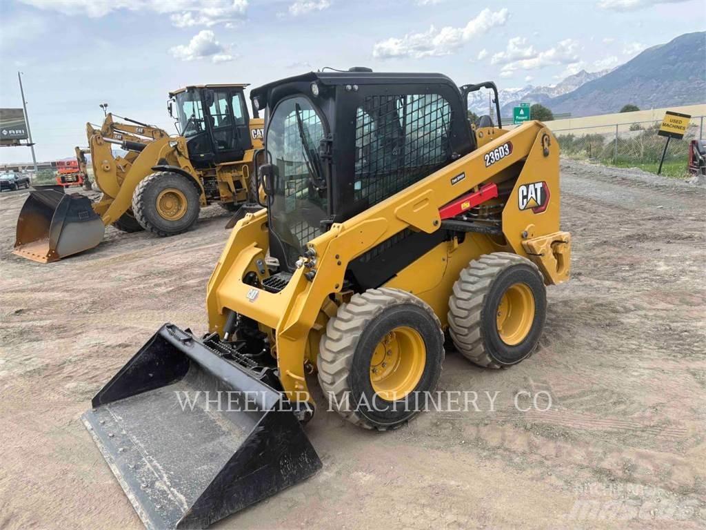 CAT 236D3 C3H2 Skid steer mini nakladalci