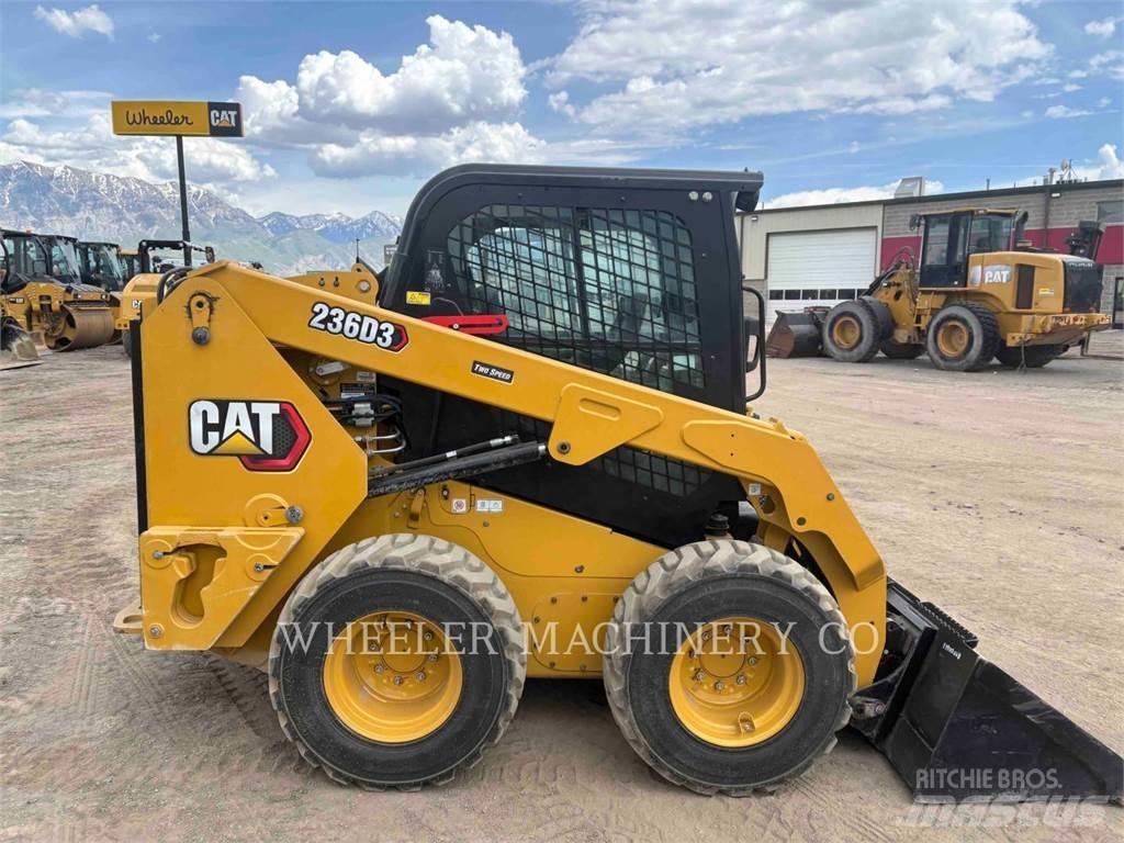 CAT 236D3 C3H2 Skid steer mini nakladalci