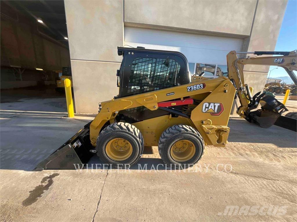 CAT 236D3 C3H2 Skid steer mini nakladalci