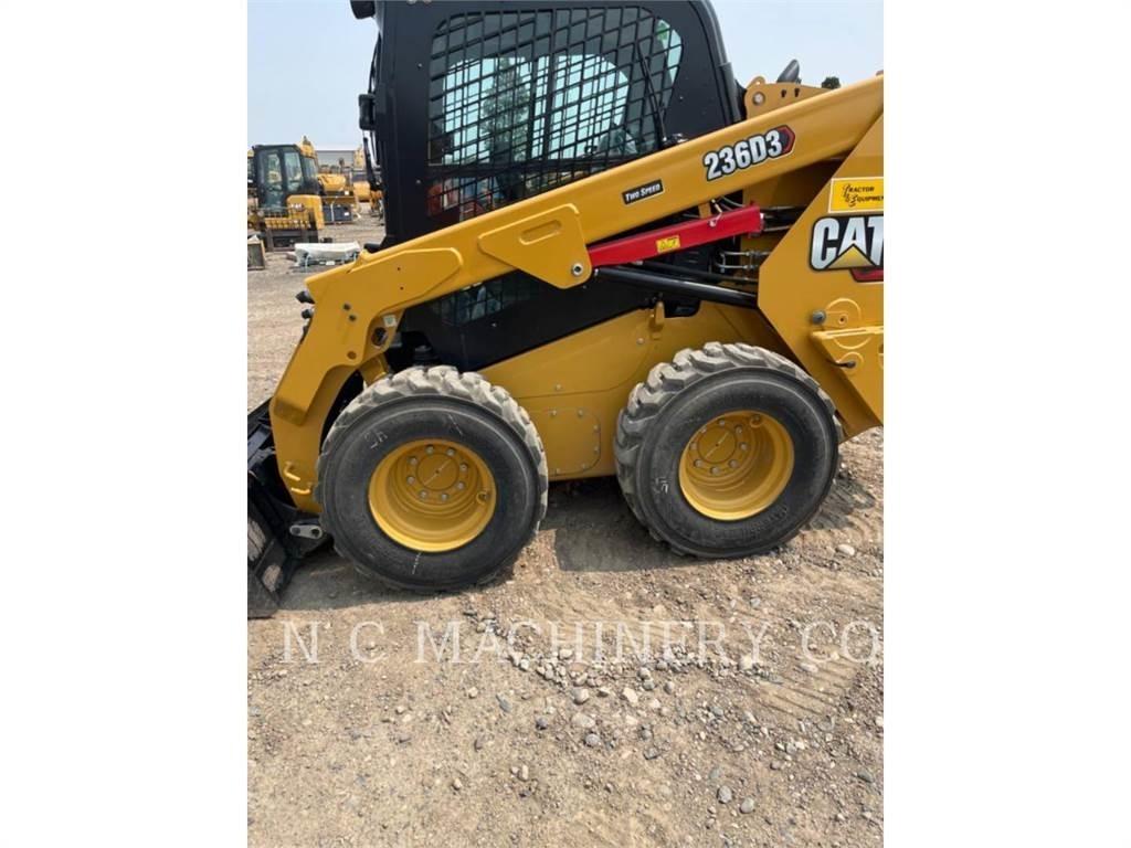 CAT 236D3 H2CB Skid steer mini nakladalci