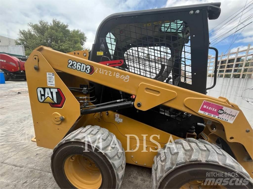 CAT 236D3LRC Skid steer mini nakladalci
