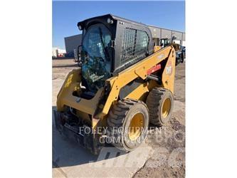 CAT 236D3STD1C Skid steer mini nakladalci