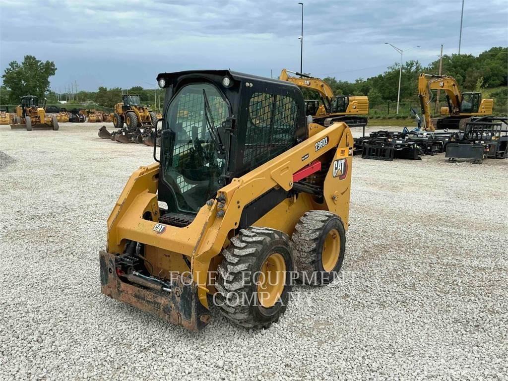 CAT 236D3STD2C Skid steer mini nakladalci