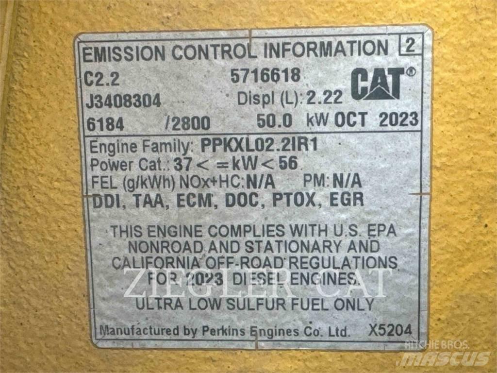 CAT 239D3 Nakladalci goseničarji