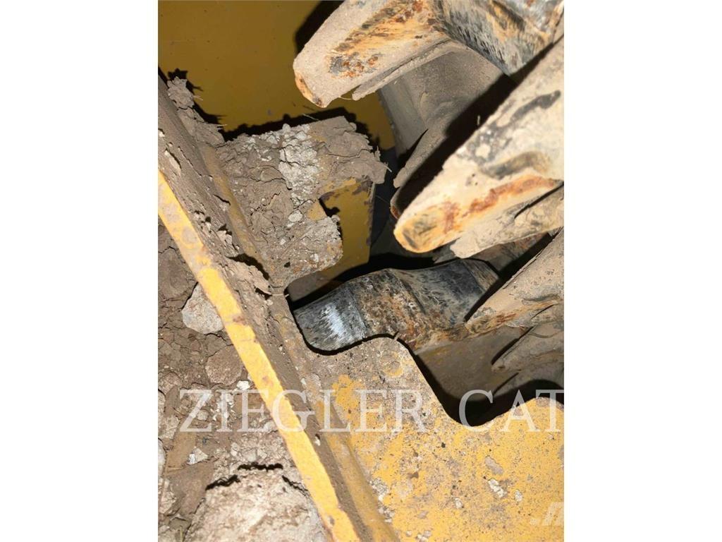 CAT 239D3 Nakladalci goseničarji