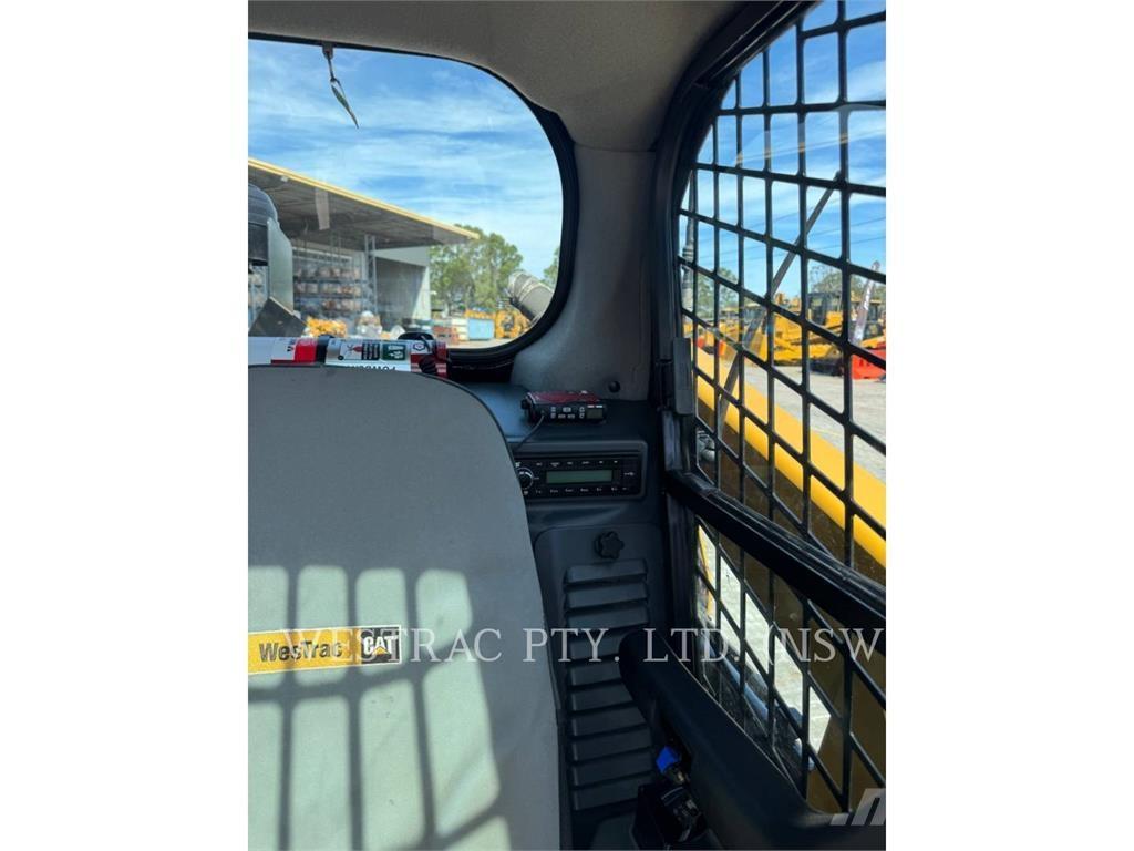 CAT 239D3 Nakladalci goseničarji