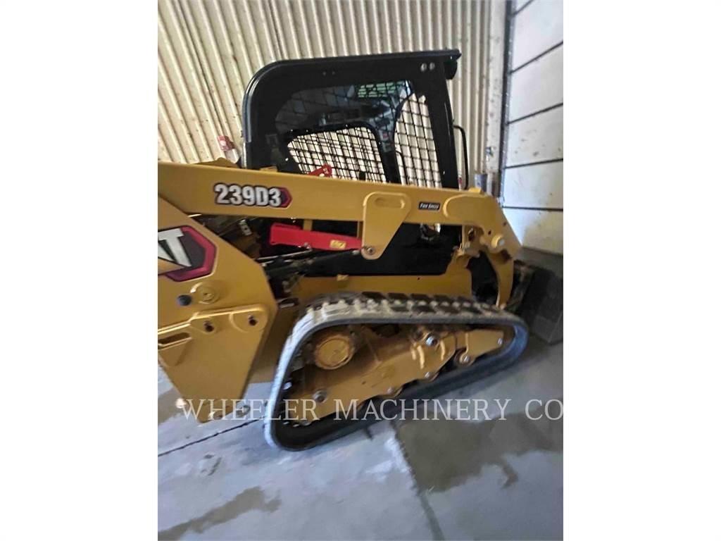 CAT 239D3 C1H2 Nakladalci goseničarji