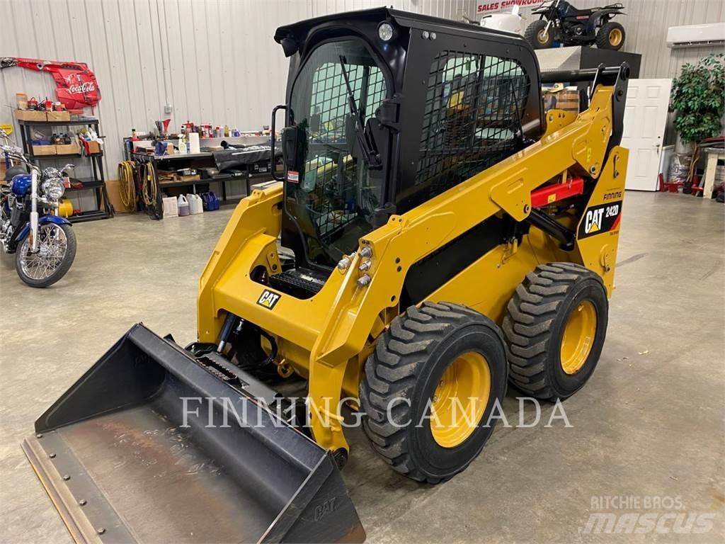 CAT 242D Skid steer mini nakladalci