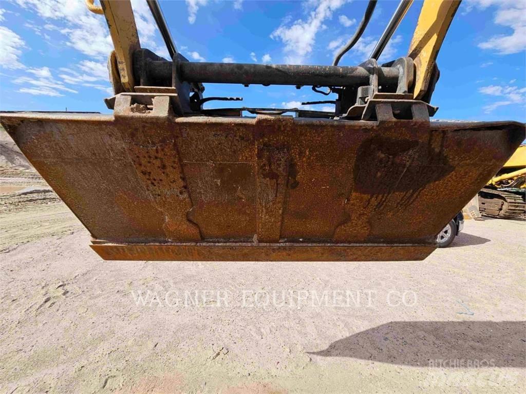 CAT 242D Skid steer mini nakladalci