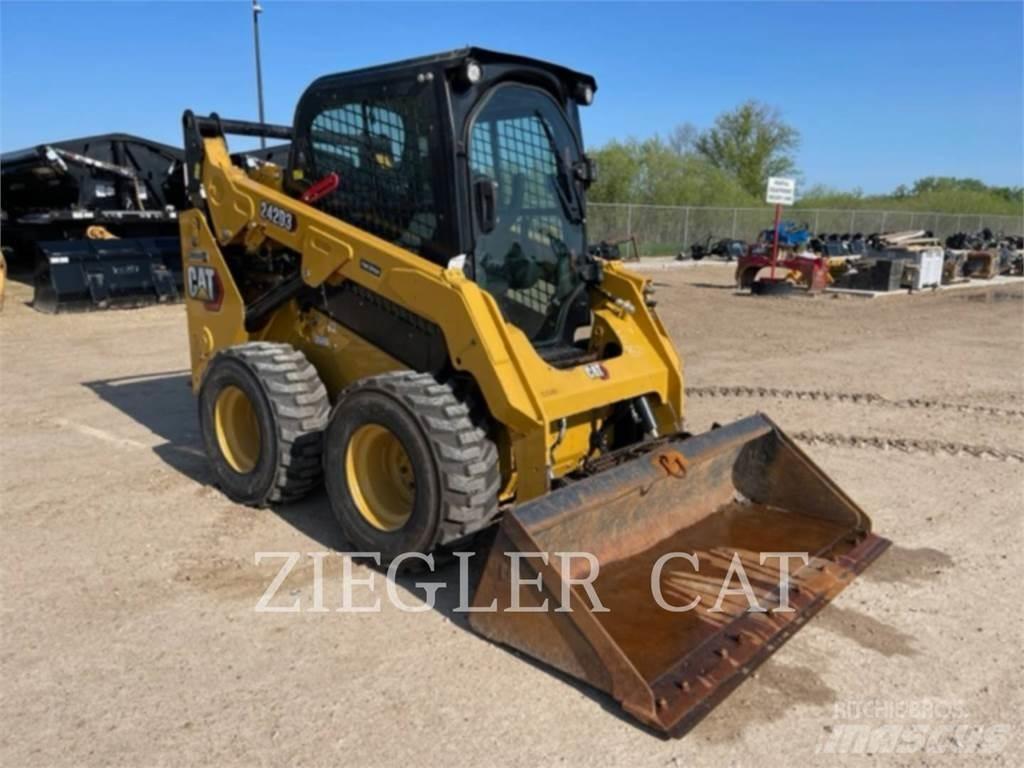 CAT 242D3 Skid steer mini nakladalci