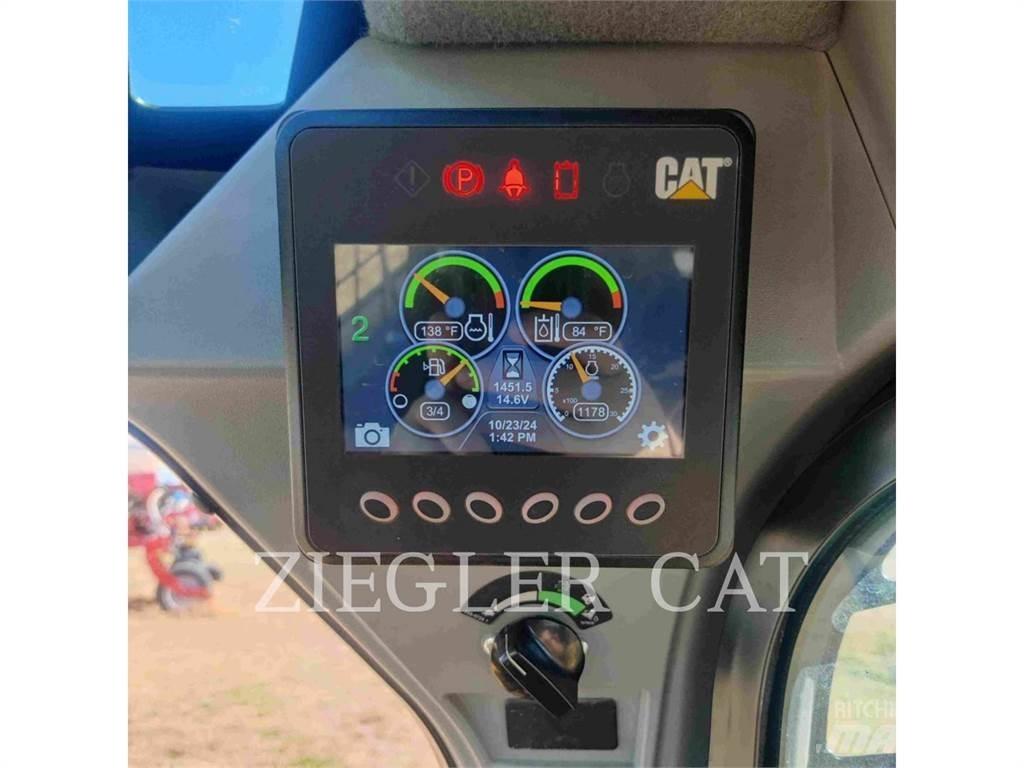 CAT 242D3 Skid steer mini nakladalci