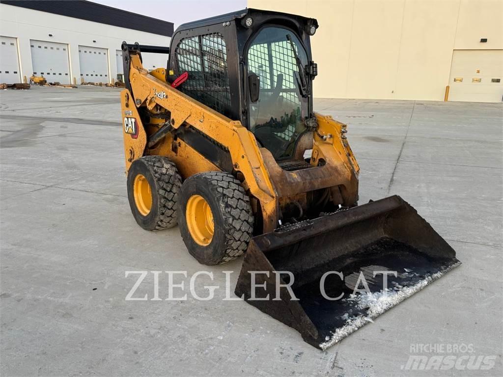 CAT 242D3 Skid steer mini nakladalci