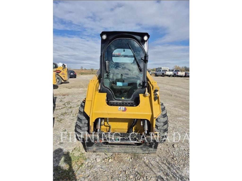 CAT 242D3 Skid steer mini nakladalci