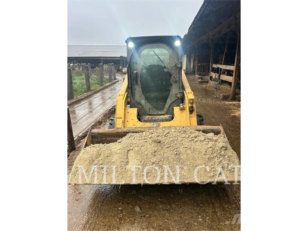 CAT 242D3 Skid steer mini nakladalci