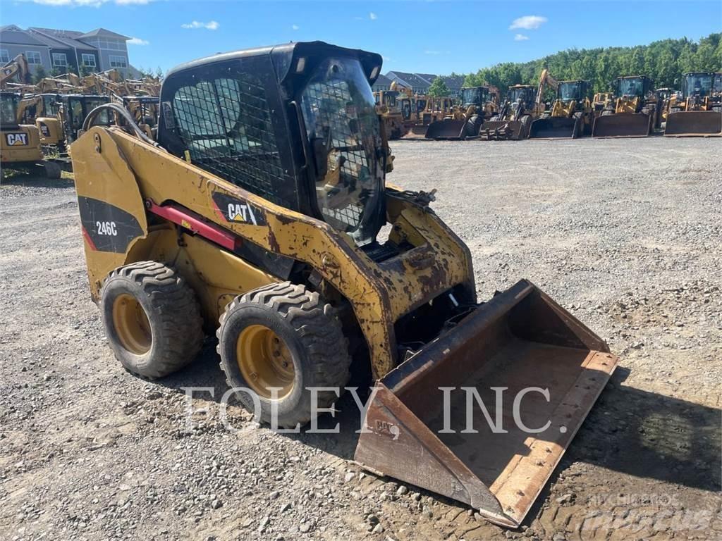 CAT 246C Skid steer mini nakladalci