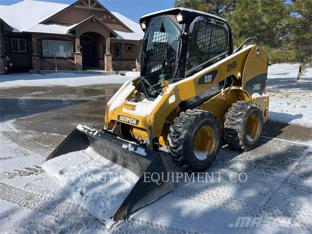 CAT 246C Skid steer mini nakladalci