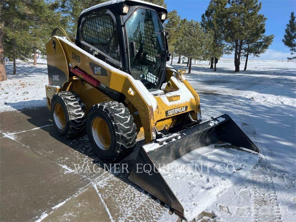 CAT 246C Skid steer mini nakladalci