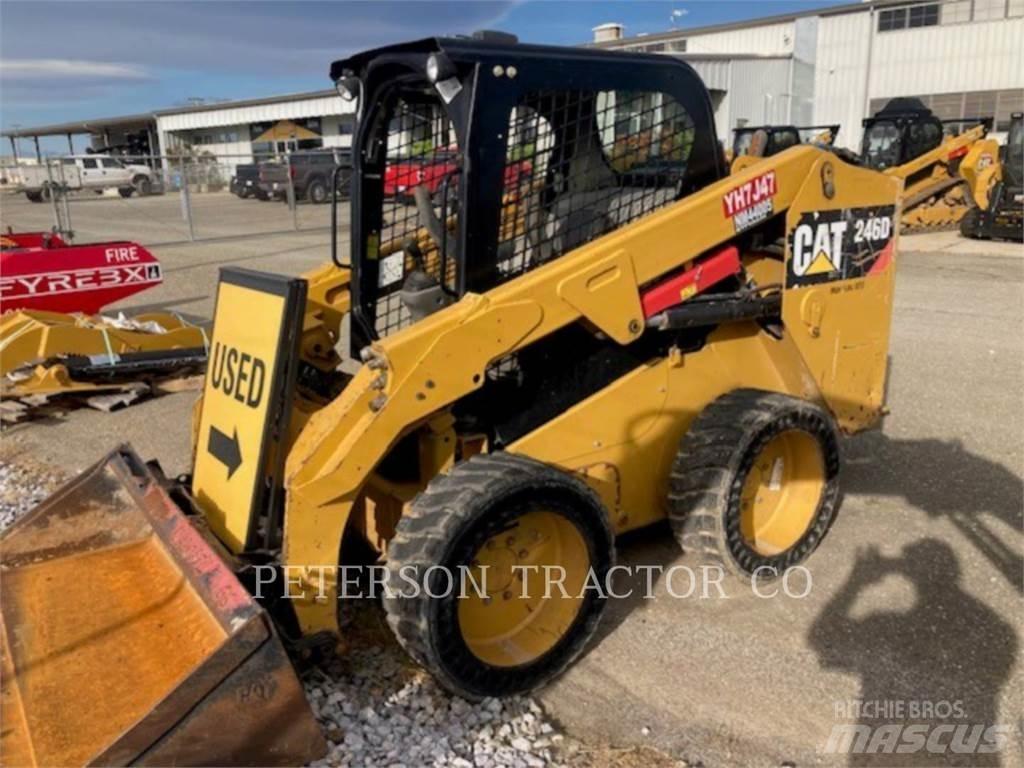 CAT 246D Skid steer mini nakladalci