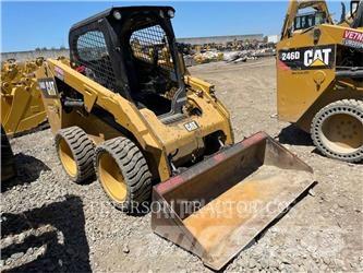 CAT 246D Skid steer mini nakladalci