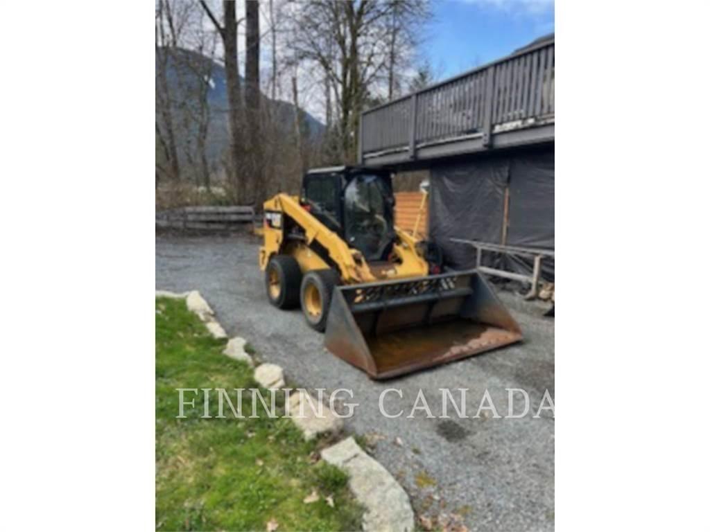 CAT 246D Skid steer mini nakladalci