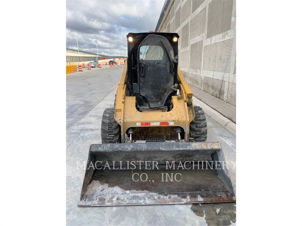 CAT 246D Skid steer mini nakladalci
