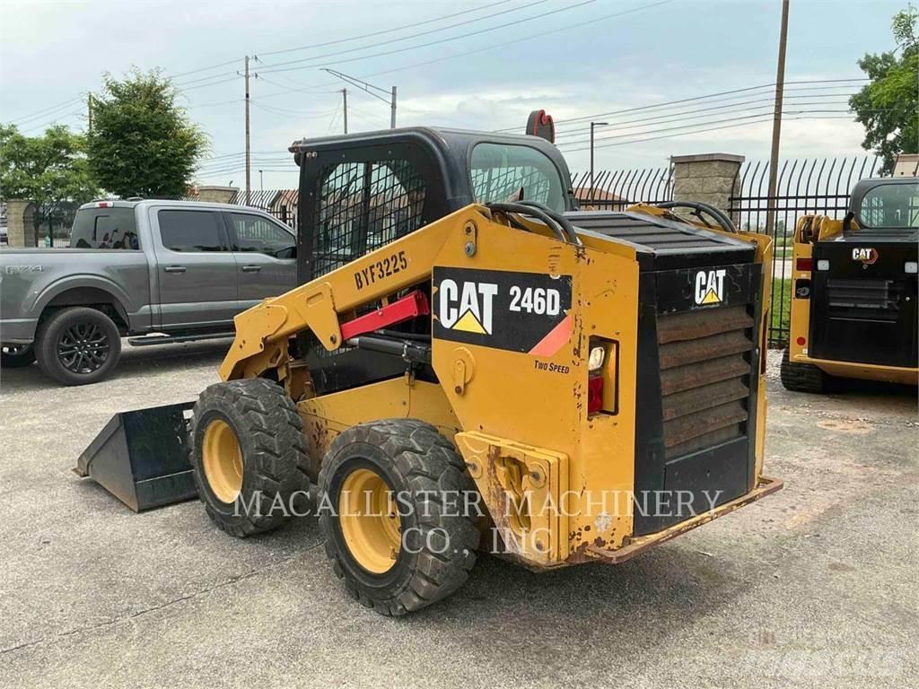 CAT 246D Skid steer mini nakladalci