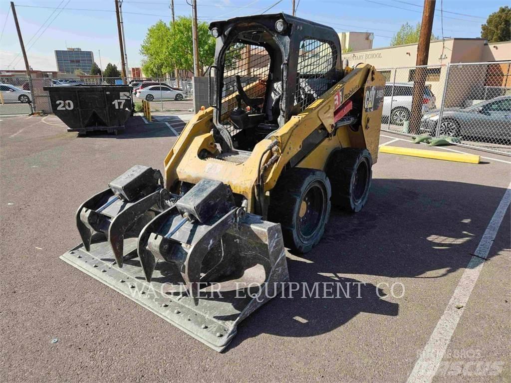CAT 246D Skid steer mini nakladalci