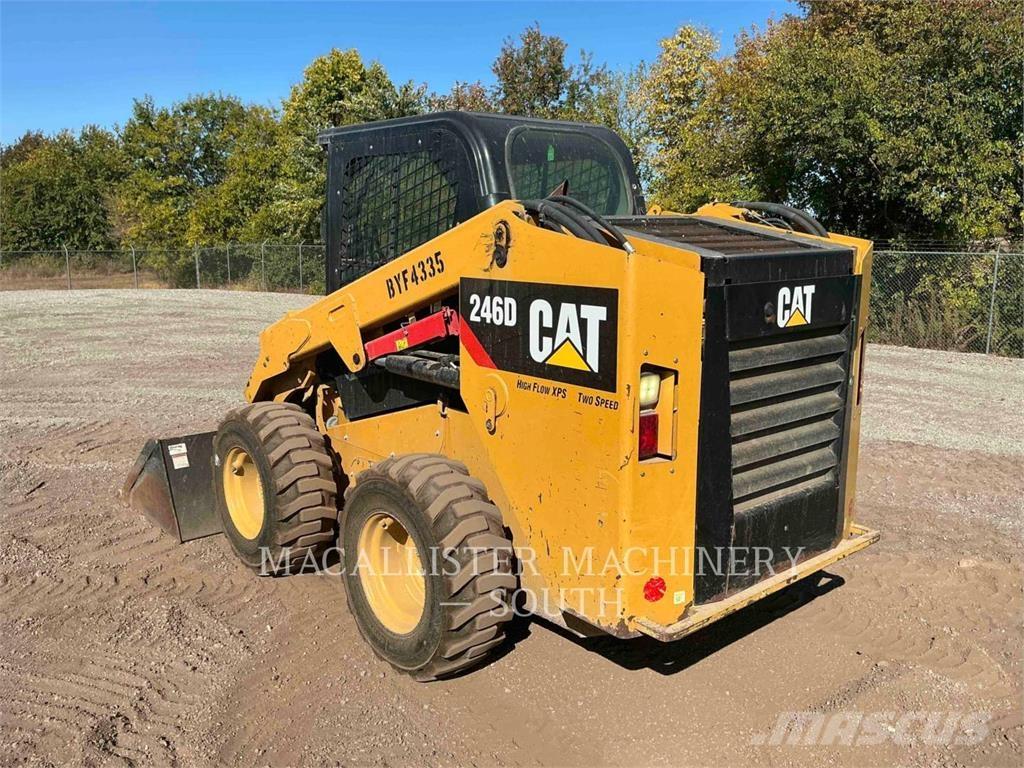 CAT 246D Skid steer mini nakladalci